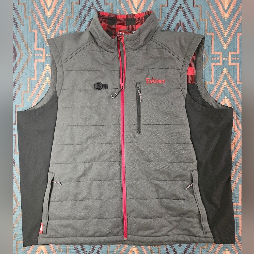 Mens Eskimo Flag Chasers Vest